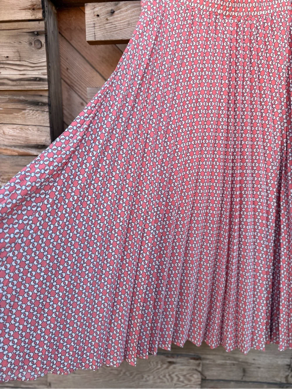 Max Studio Coral Pink Patterned Pleated Midi Skirt